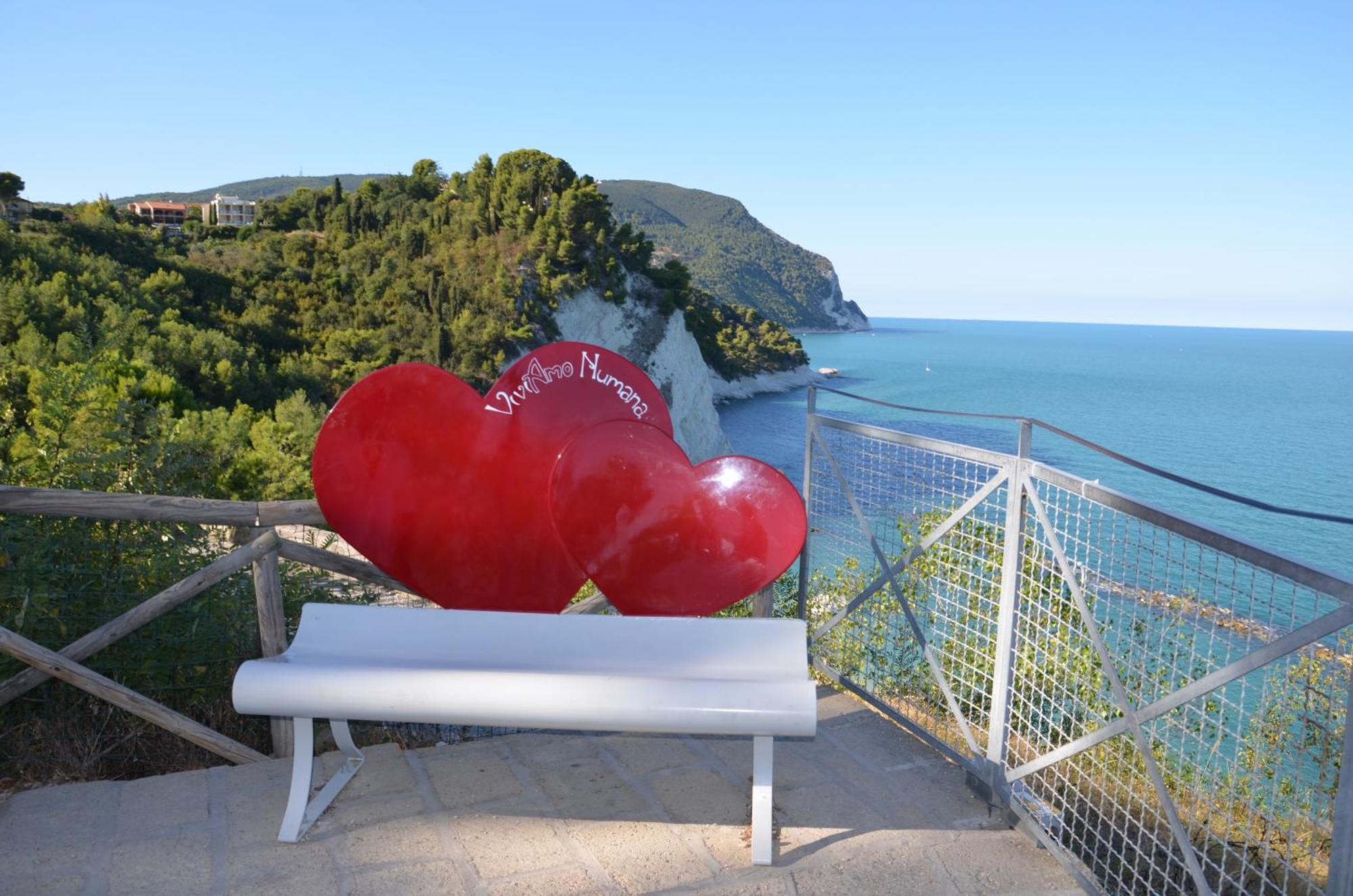 Agriturismo Le Grange Numana Eksteriør bilde